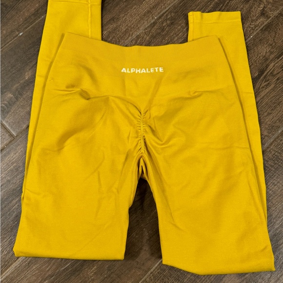 Alphalete amplify golden hour leggings in Medium - Picture 3 of 3